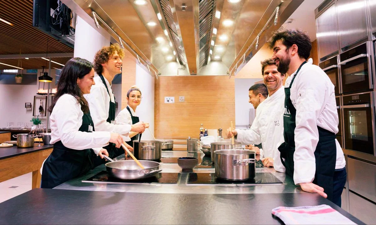Talleres pintxos vascos y cocina en familia