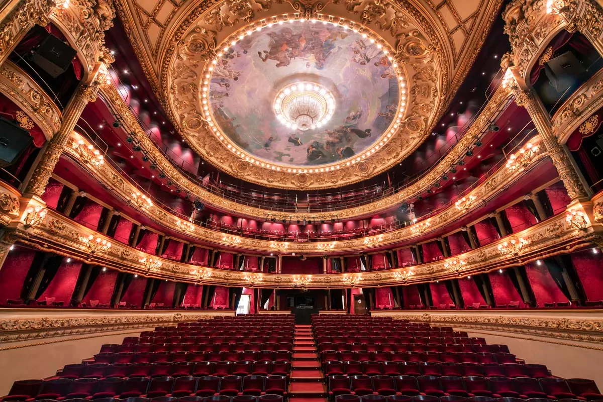 Qué visitar en San Sebastián - Teatro Victoria Eugenia