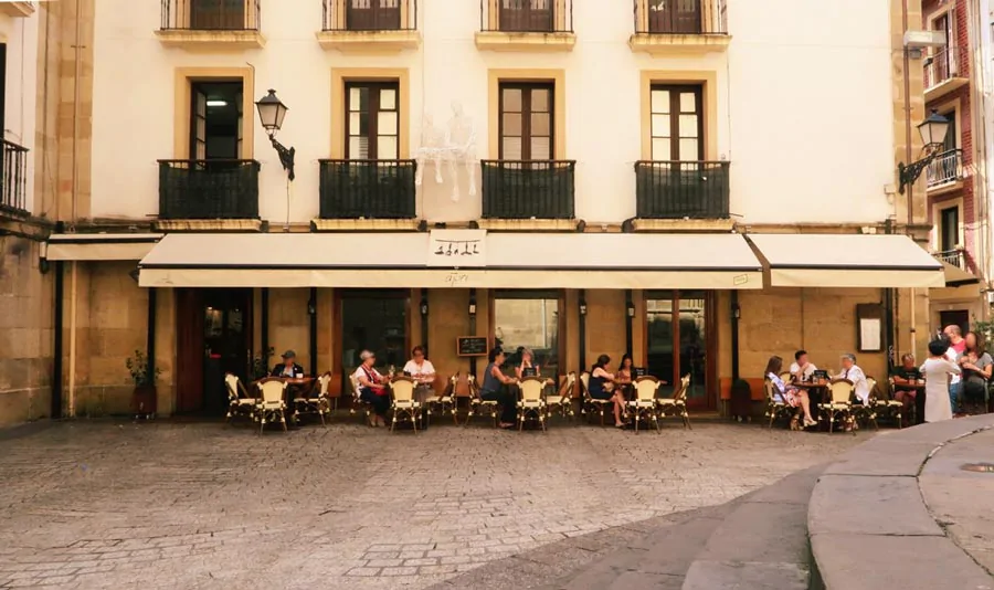 Restaurantes con terraza en Donostia - Atari